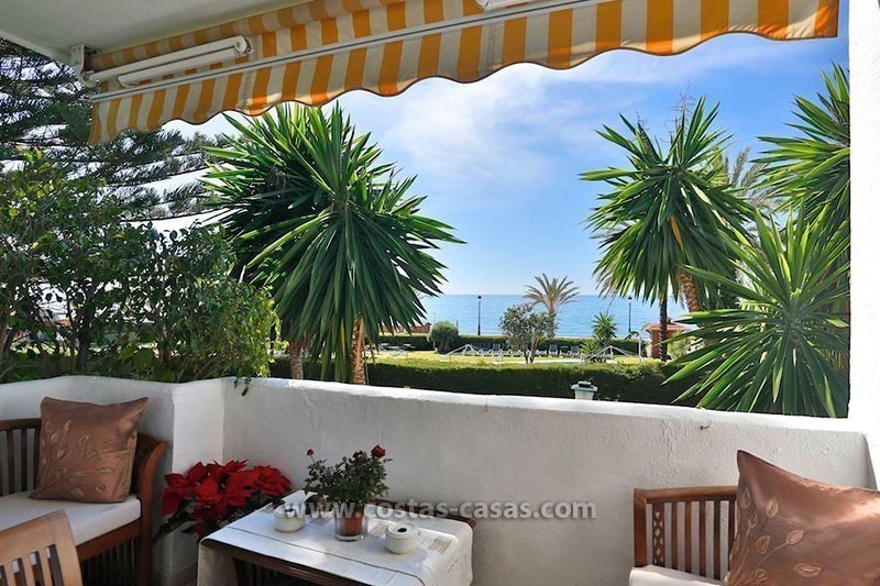 En venta: Apartamento primera linea de playa, San Pedro de Alcántara, Marbella