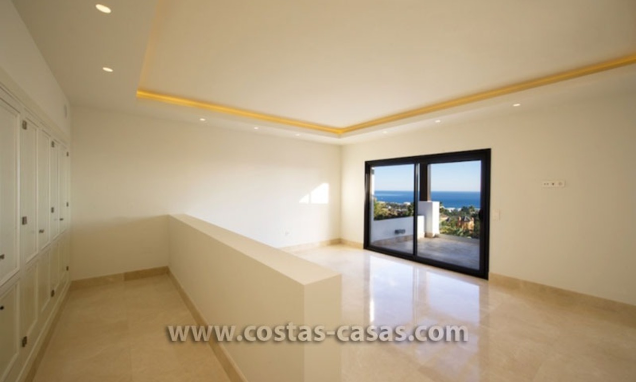 Villa de estilo moderno a la venta en Sierra Blanca - Marbella 8