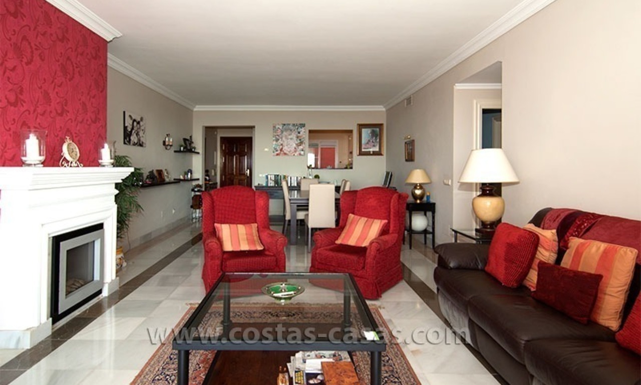 En venta: Amplio apartamento de lujo en Benahavis - Marbella 9