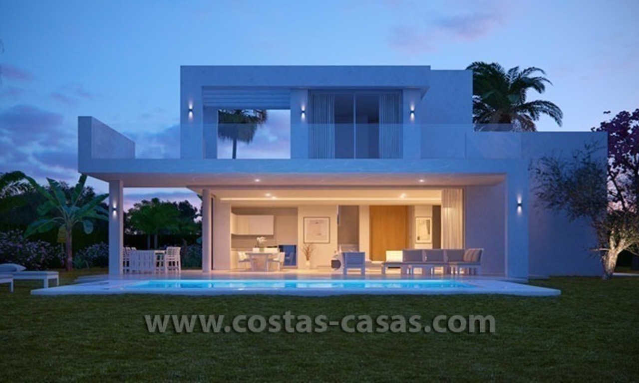 Nueva Villa contemporánea en venta con grandes terrazas en Este de Marbella 0