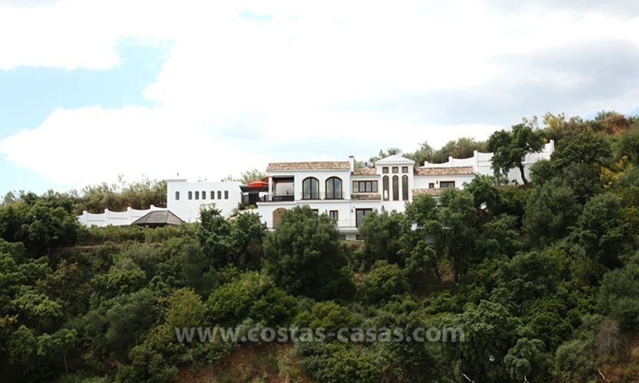 En Venta: Villa Clasica en el Country Club en Benahavís, Marbella 25