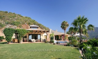 En venta: Villa con la ubicación única y enorme parcela en Benahavís - Marbella 10