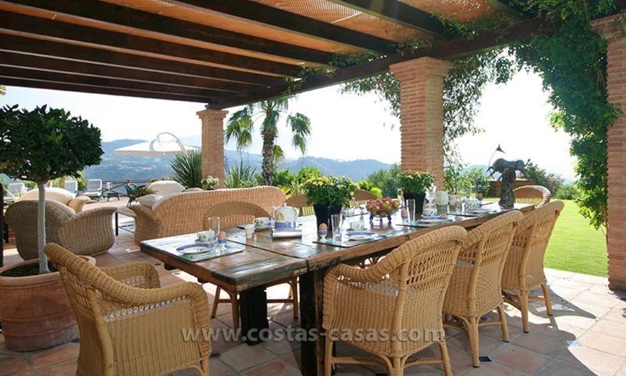 En venta: Villa con la ubicación única y enorme parcela en Benahavís - Marbella 14