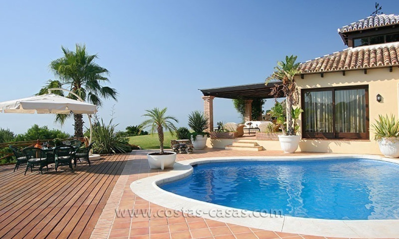 En venta: Villa con la ubicación única y enorme parcela en Benahavís - Marbella 17