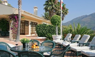 En venta: Villa con la ubicación única y enorme parcela en Benahavís - Marbella 19