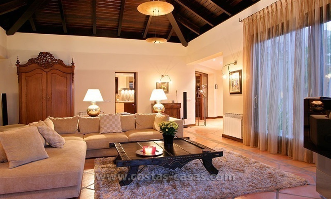 En venta: Villa con la ubicación única y enorme parcela en Benahavís - Marbella 38