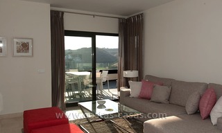 En alquiler para vacaciones: Apartamento a estrenar de lujo en Golf Resort con vistas al mar, entre Marbella y Estepona 13