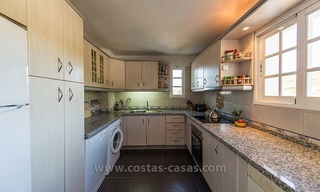 En venta: Duplex apartamento espacioso cerca de la playa en Estepona 6