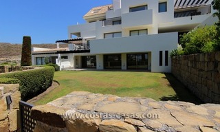 En Venta: Amplio apartamento de 2 dormitorios en el Golf Resort en Benahavís - Marbella 0