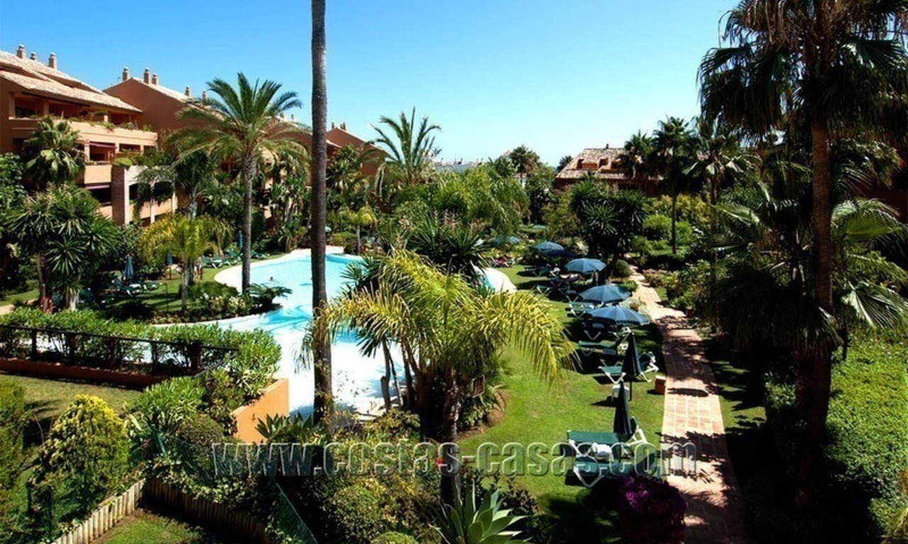 En Venta: Apartamento de playa en Ubicación priveligiada en Marbella Este 0