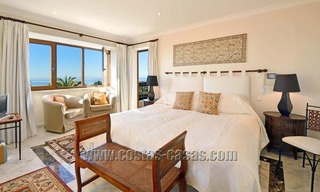 En venta: Villa de lujo bien ubicada Marbella Este 10