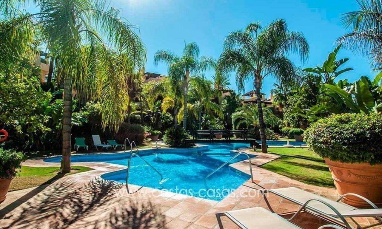 Apartamento en estilo Andaluz de golf de lujo en venta, Estepona - Marbella Oeste 12