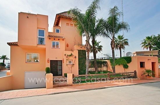 Casa a la venta en Nueva Andalucía, a poca distancia de Puerto Banús - Marbella