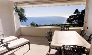 Apartamento en venta frente al mar, complejo de apartamentos en primera línea de playa, Nueva Milla de Oro, Marbella - Estepona 2