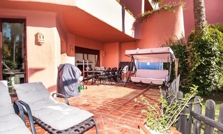 Apartamento de lujo en planta baja en venta, complejo en primera línea de playa, Nueva Milla de Oro, Marbella - Estepona 13