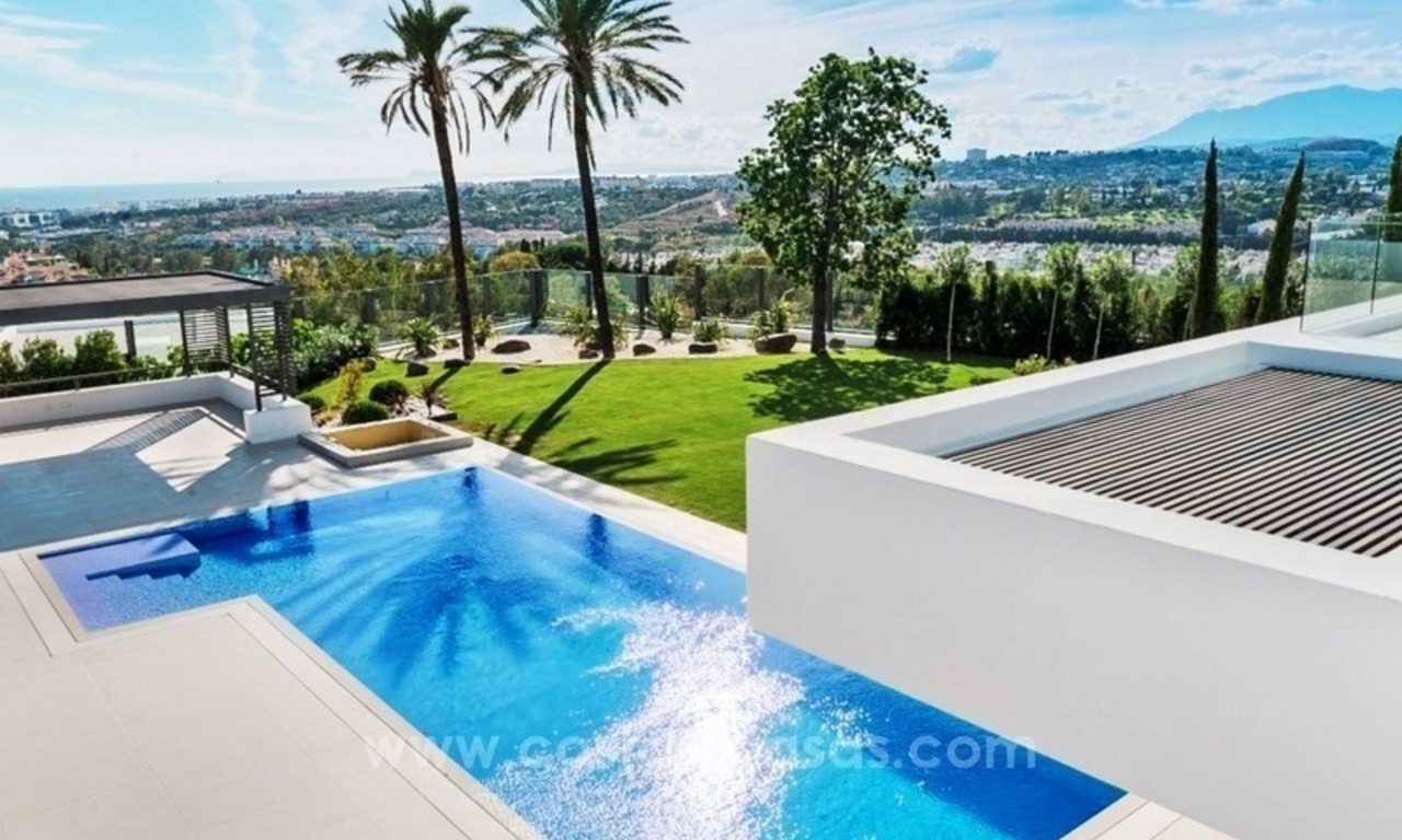 Nueva Villa moderna en venta en la Milla de Oro en Marbella 2