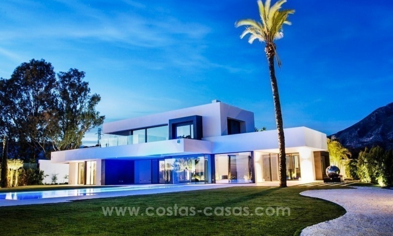Nueva Villa moderna en venta en la Milla de Oro en Marbella 5