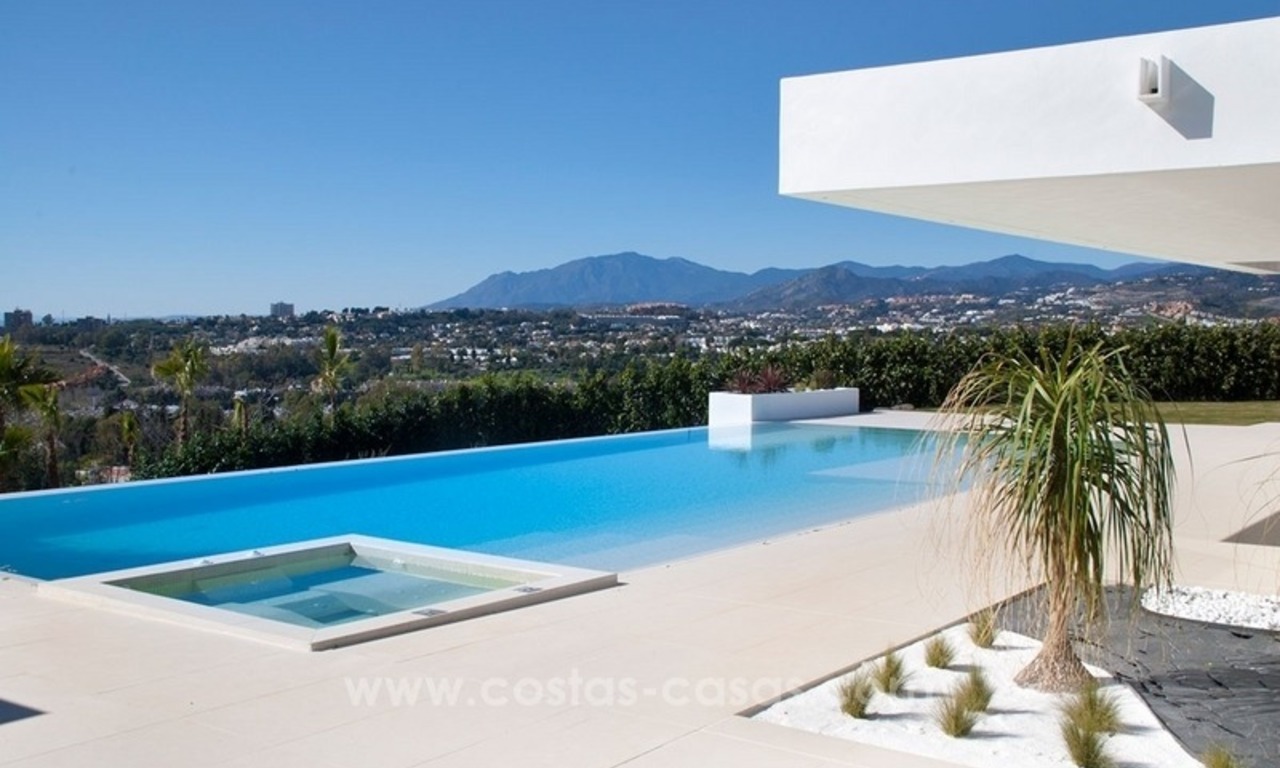 Nueva Villa moderna en venta en la Milla de Oro de Marbella 2