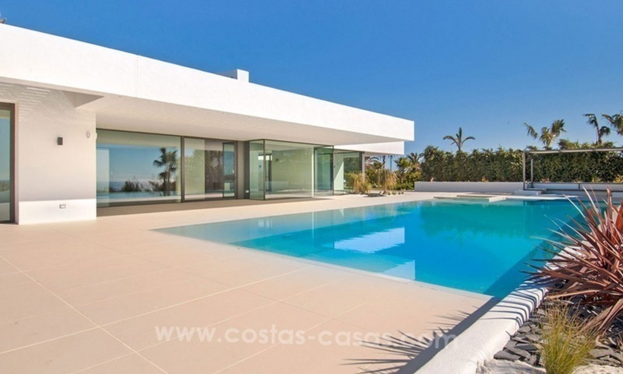 Nueva Villa moderna en venta en la Milla de Oro de Marbella 6