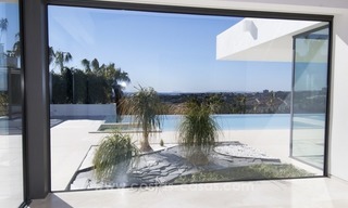 Nueva Villa moderna en venta en la Milla de Oro de Marbella 16