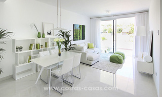 Complejo de apartamentos de estilo contemporáneo en venta en la Nueva Milla de Oro, entre Marbella y Estepona 21255 