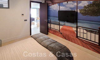 En venta en Marbella - Benahavís: Lujoso apartamento de estilo moderno en golf resort 52752 