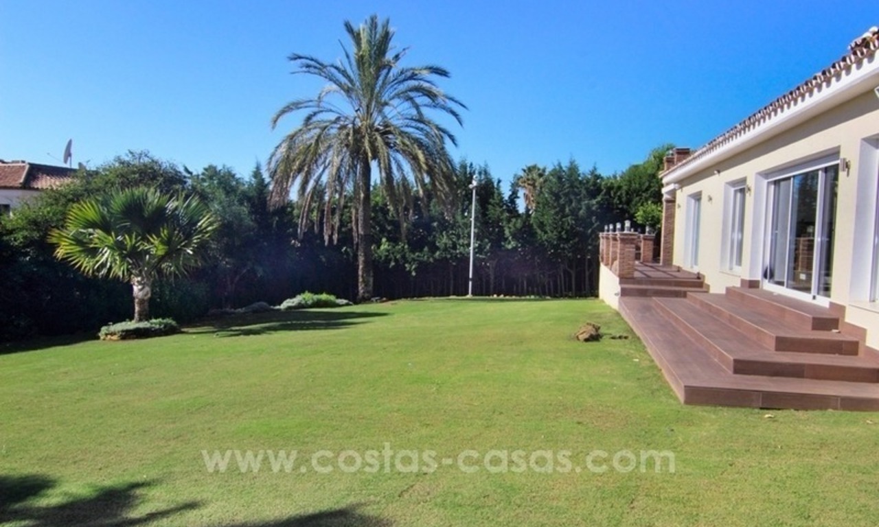 Villa en venta en la Nueva Milla de Oro, Marbella - Estepona 2