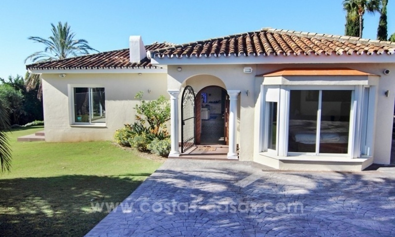 Villa en venta en la Nueva Milla de Oro, Marbella - Estepona 3