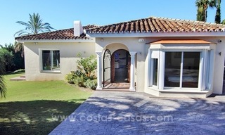 Villa en venta en la Nueva Milla de Oro, Marbella - Estepona 3