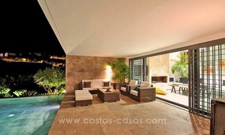 A la venta: Villa de diseño de calidad de primera clase en Benahavis - Marbella 28