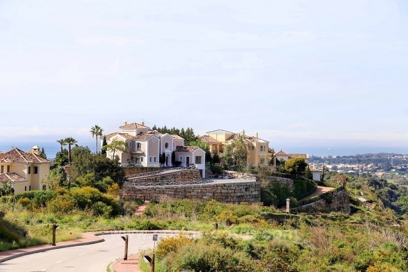 Villa de lujo totalmente renovada en venta en Estepona