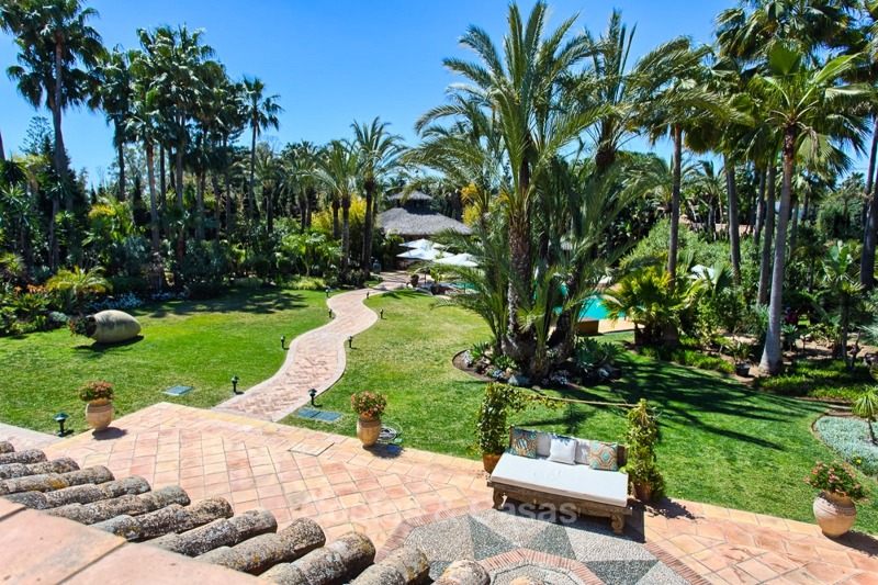 Espectacular cortijo villa junto a la playa en venta en Marbella 11156 