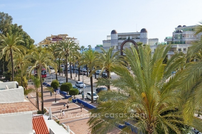Apartamento en venta en el centro de Puerto Banús - Marbella