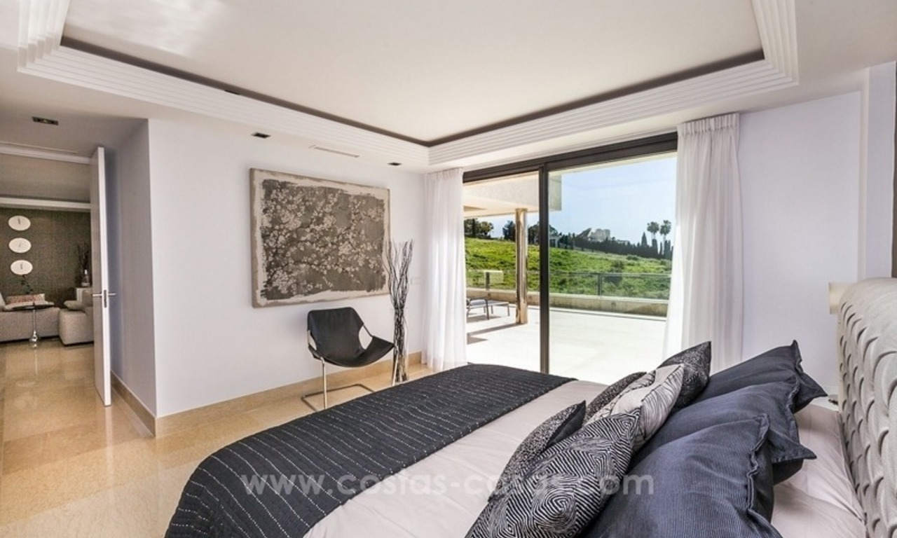 Apartamento moderno de lujo en venta en Nueva Andalucia - Marbella 7