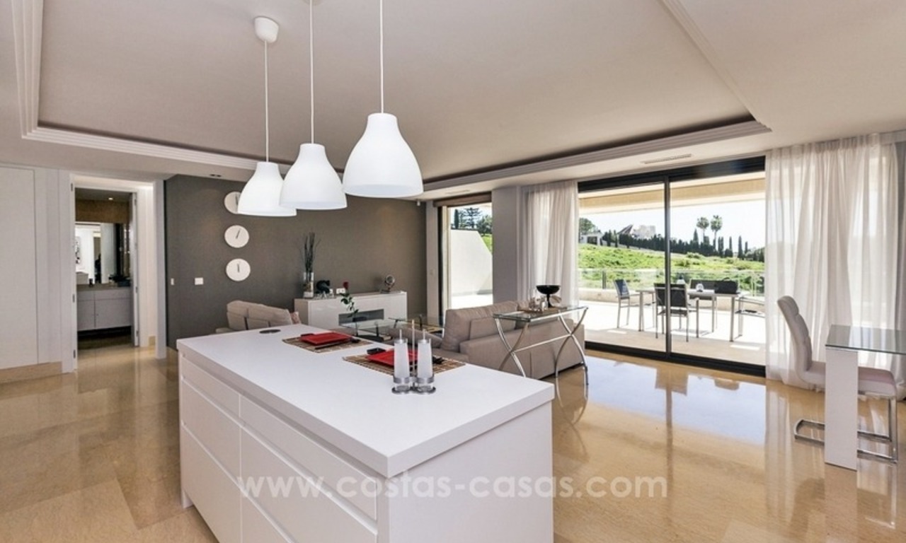 Apartamento moderno de lujo en venta en Nueva Andalucia - Marbella 5