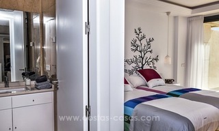 Apartamento moderno de lujo en venta en Nueva Andalucia - Marbella 10