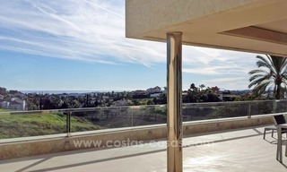 Apartamento moderno de lujo en venta en Nueva Andalucia - Marbella 1