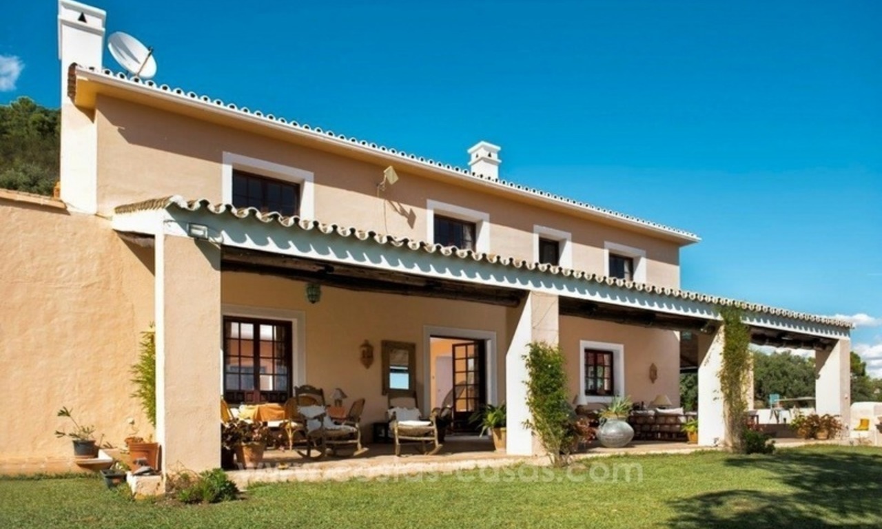 Villa a la venta en El Madroñal, Benahavis - Marbella 6