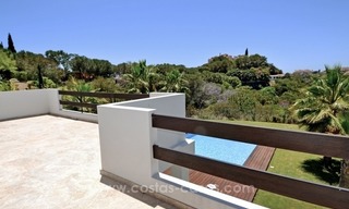 Villa moderna recién construida en venta en Elviria, Marbella Este 15