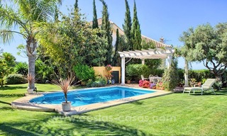 Villa en venta en Marbella Este con hermosas vistas panorámicas al mar 2