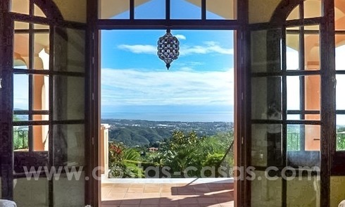 Villa en venta con vistas al mar en La Zagaleta, Benahavis - Marbella 
