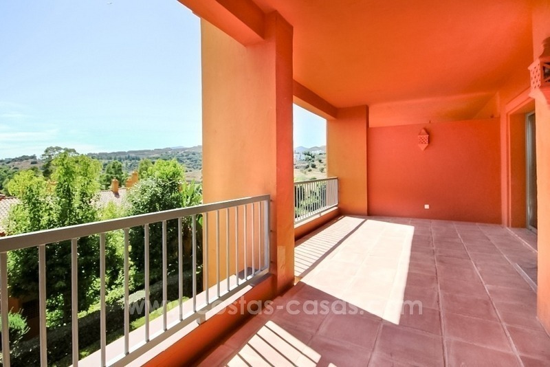 Apartamento muy bonito en primera planta en venta en Benahavis - Marbella