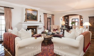 Villa clásica de estilo rústico en venta en El Madroñal, Benahavis - Marbella 25