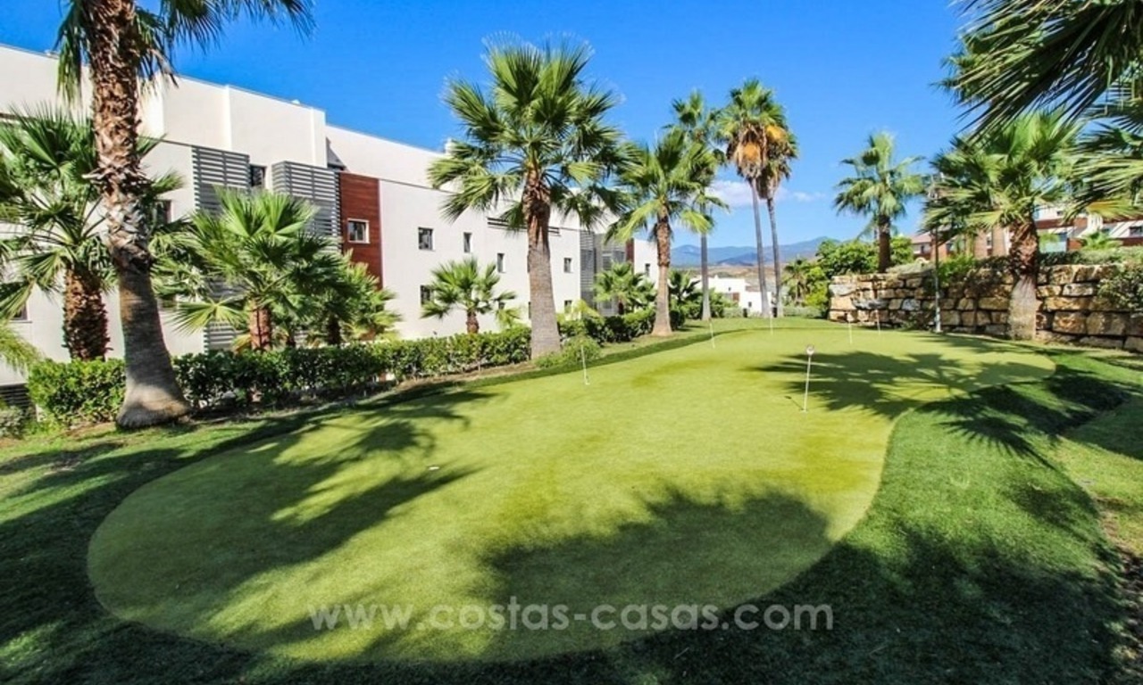 En venta: precioso apartamento moderno, con vistas al mar en la zona de Benahavis - Marbella 20