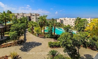 En venta: precioso apartamento moderno, con vistas al mar en la zona de Benahavis - Marbella 17