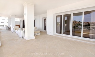 En venta: Nuevos apartamentos y áticos de lujo, Nueva Andalucía, Marbella 35