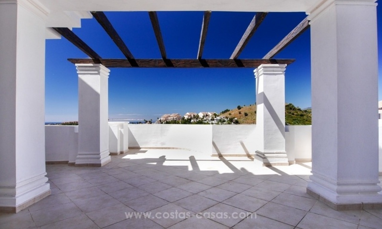 En venta: Nuevos apartamentos y áticos de lujo, Nueva Andalucía, Marbella 25