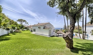 Villa en venta en Marbella Este 4