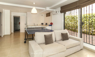 Villa en venta en Elviria, Marbella. A poca distancia playa, supermercados y escuela. Predio muy reducido! 400 
