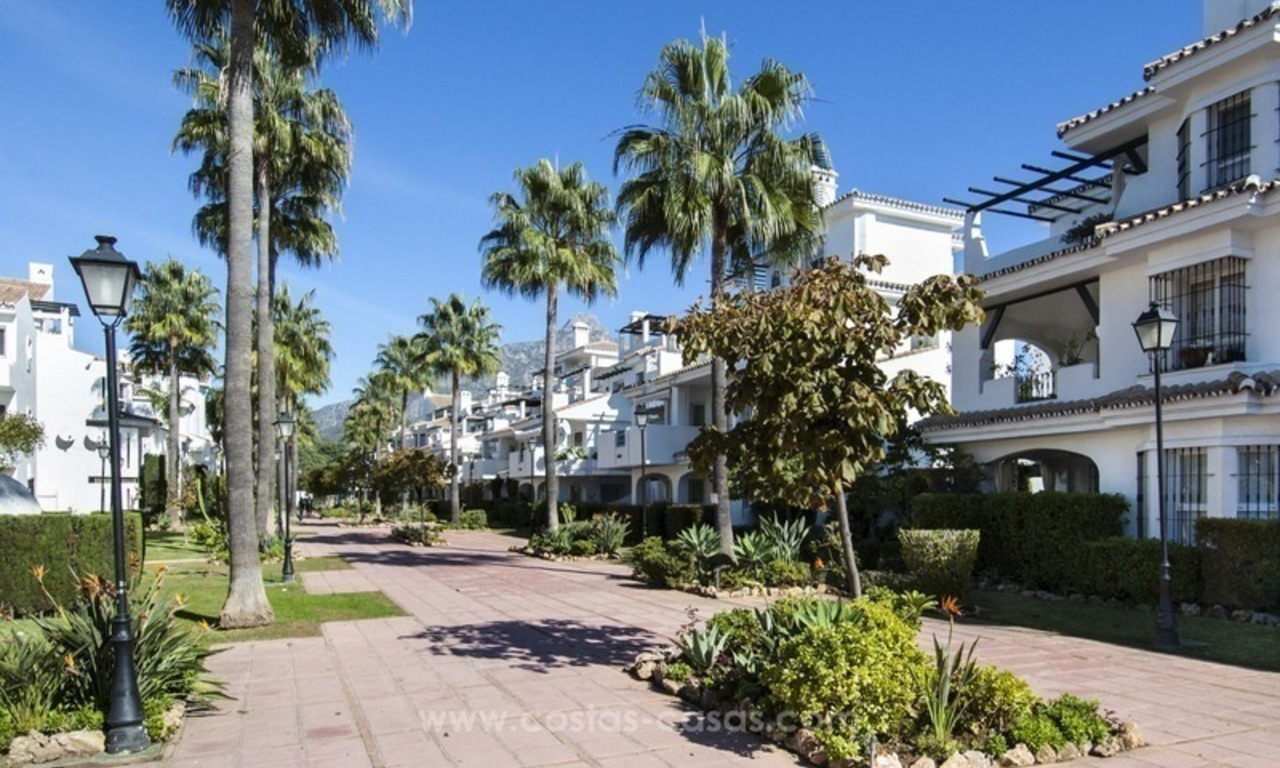 Apartamentos en venta en Nueva Andalucía, Marbella, cerca de Puerto Banús 17
